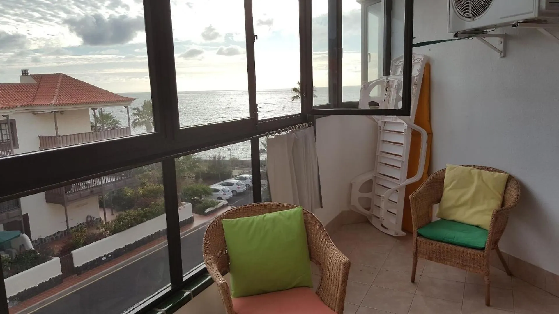 公寓 Ferienapartment Mit Balkon Und Meerblick 德尔锡伦西奥海岸