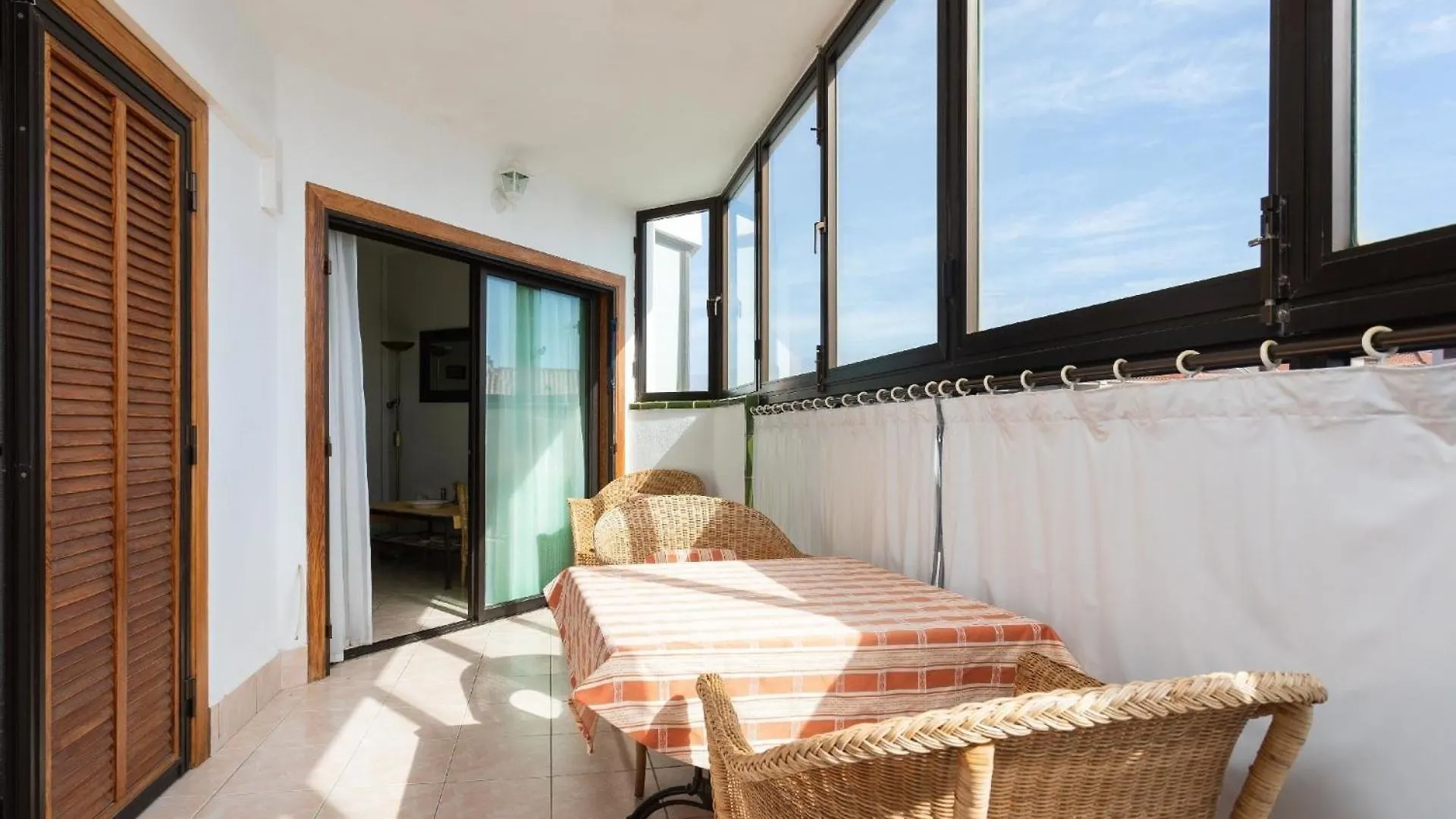 Ferienapartment Mit Balkon Und Meerblick Costa Del Silencio Spain